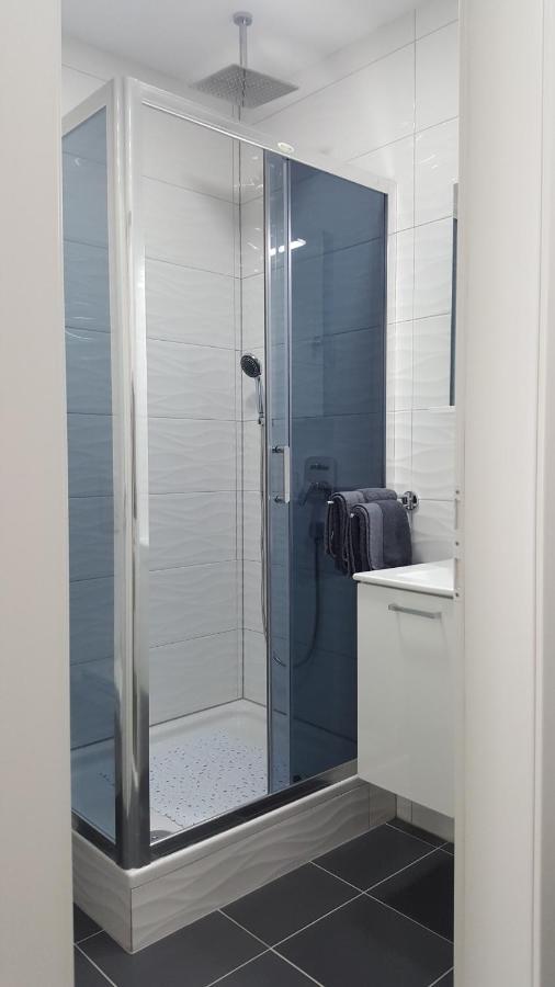 דירות מאקרסקה Grey House מראה חיצוני תמונה