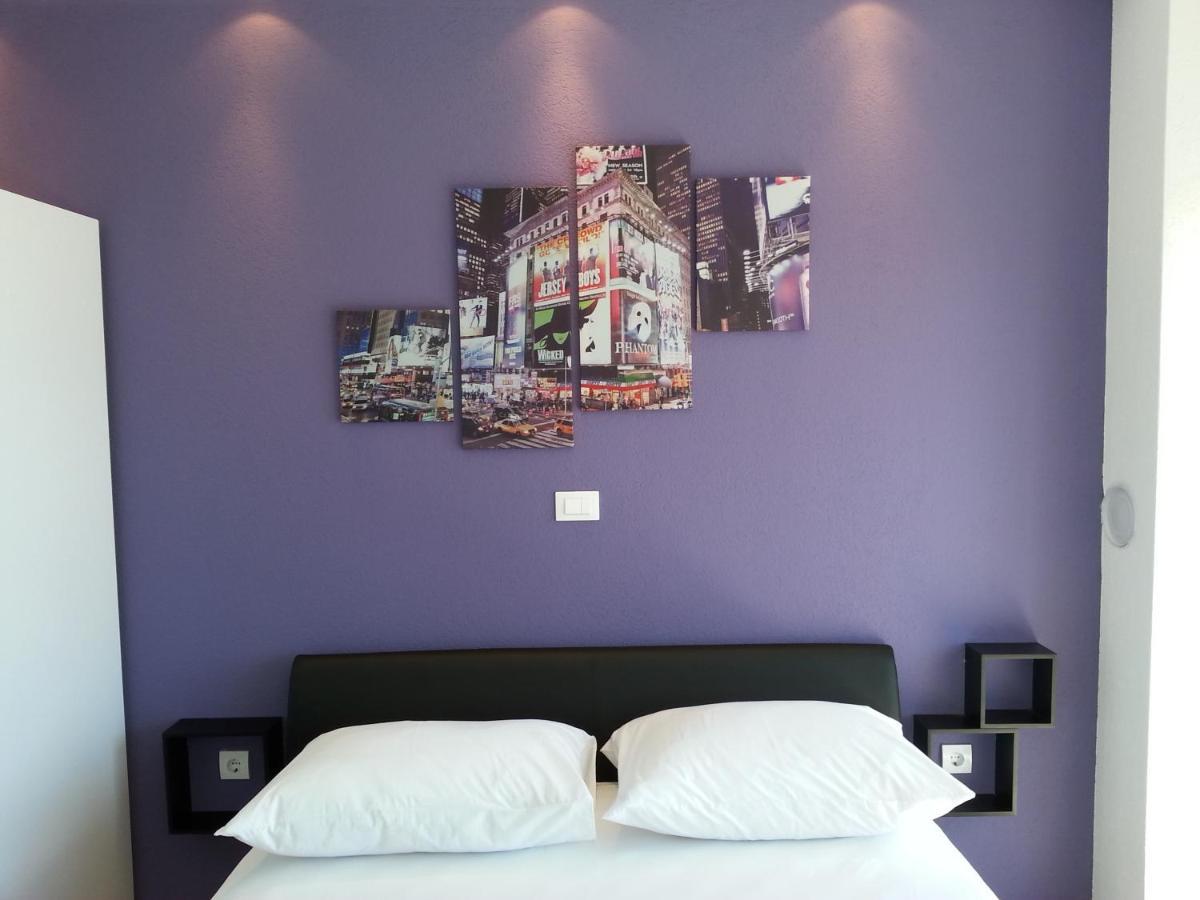 דירות מאקרסקה Grey House מראה חיצוני תמונה